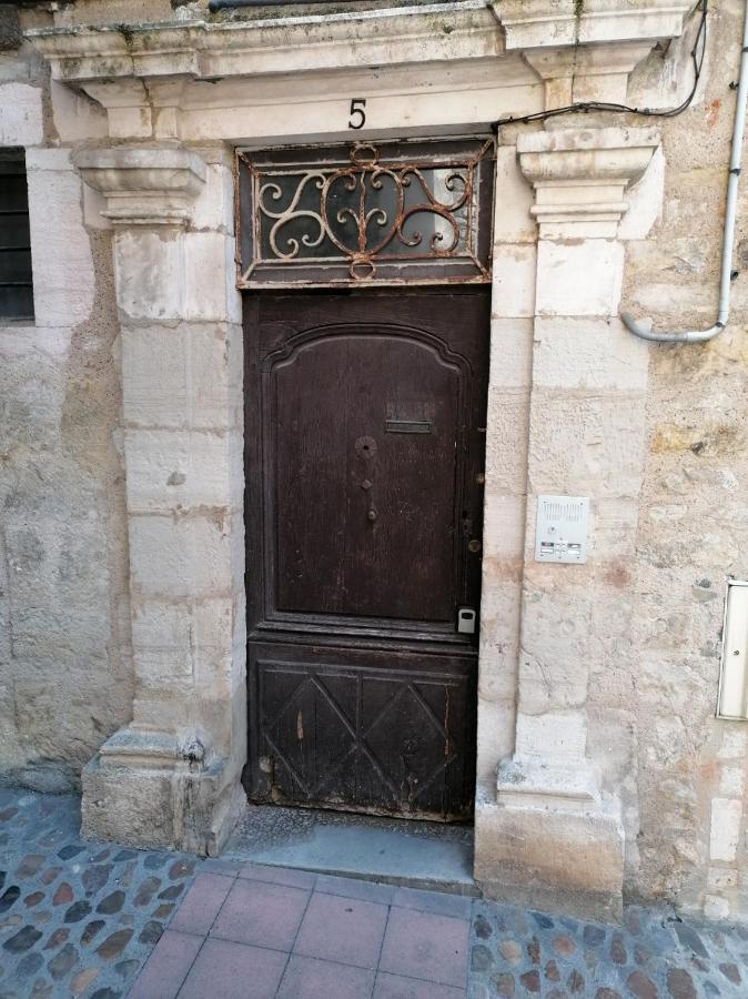 Au Temps D'Antan Apartamento Villefranche-de-Rouergue Exterior foto